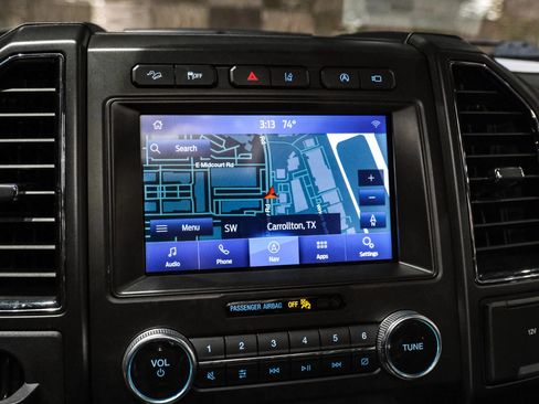 Used 2021 Ford Expedition Limited AWD/4WD image 19