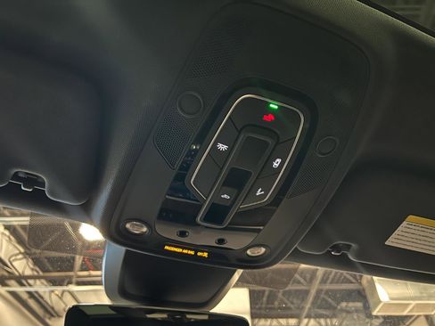 Used 2022 Audi A6 Premium Plus w/ Premium Plus Package image 22