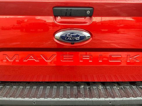 Used 2024 Ford Maverick Lariat image 32