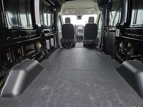 New 2026 Ford Transit 350 148 Medium Roof AWD image 23