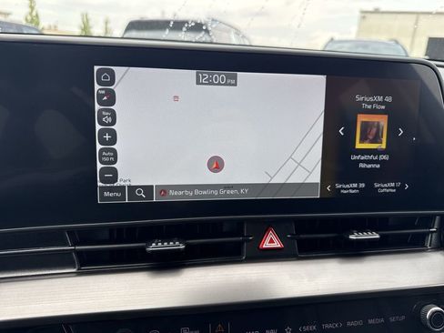 New 2025 Kia Sportage EX image 18