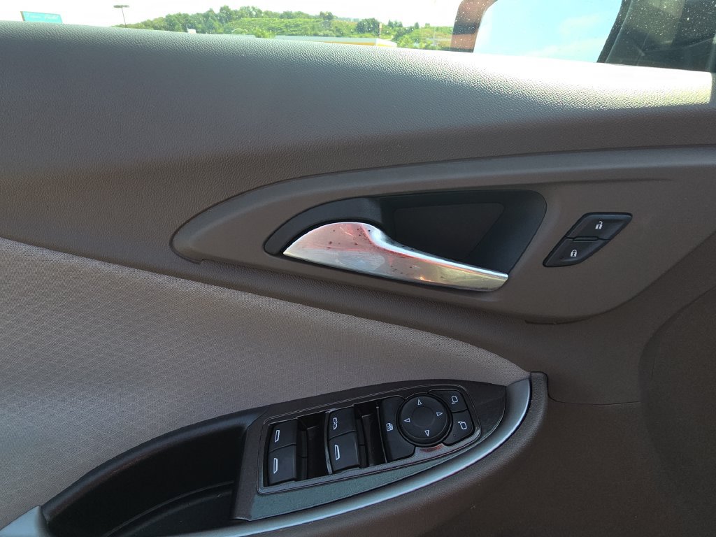 Used 2025 Chevrolet Malibu LT FWD image 13