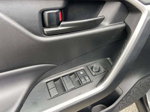 Used 2025 Toyota RAV4 LE FWD image 14