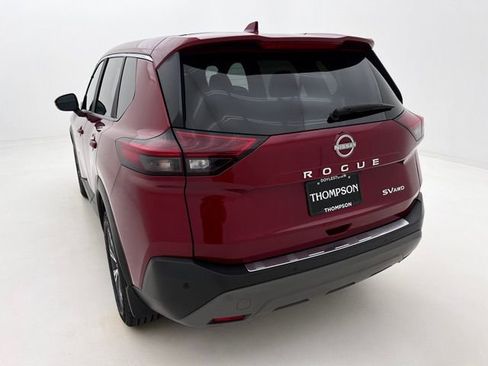 Used 2022 Nissan Rogue SV AWD/4WD image 8