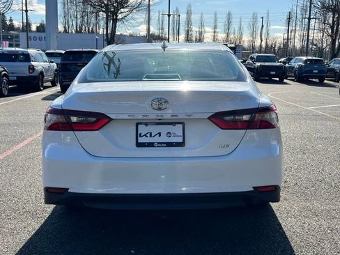 Used 2023 Toyota Camry LE w/ Convenience Package image 10