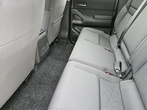 Used 2026 Nissan Frontier SV w/ Tow Package image 18