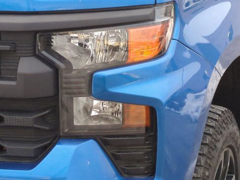 Used 2022 Chevrolet Silverado 1500 Custom Trail Boss image 11