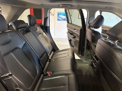 Used 2024 Jeep Grand Cherokee Limited 4xe AWD/4WD image 25