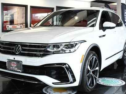 Used 2022 Volkswagen Tiguan SEL R-Line