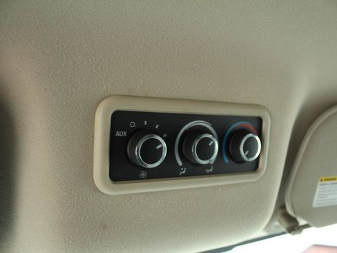 Used 2019 Chevrolet Express 3500 LS image 26