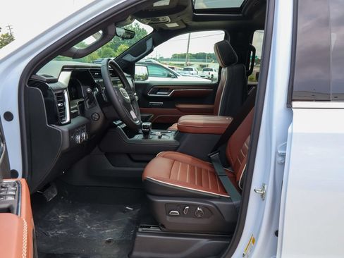 New 2026 GMC Sierra 1500 Denali Ultimate w/ LPO, Black Badging Package AWD/4WD image 7