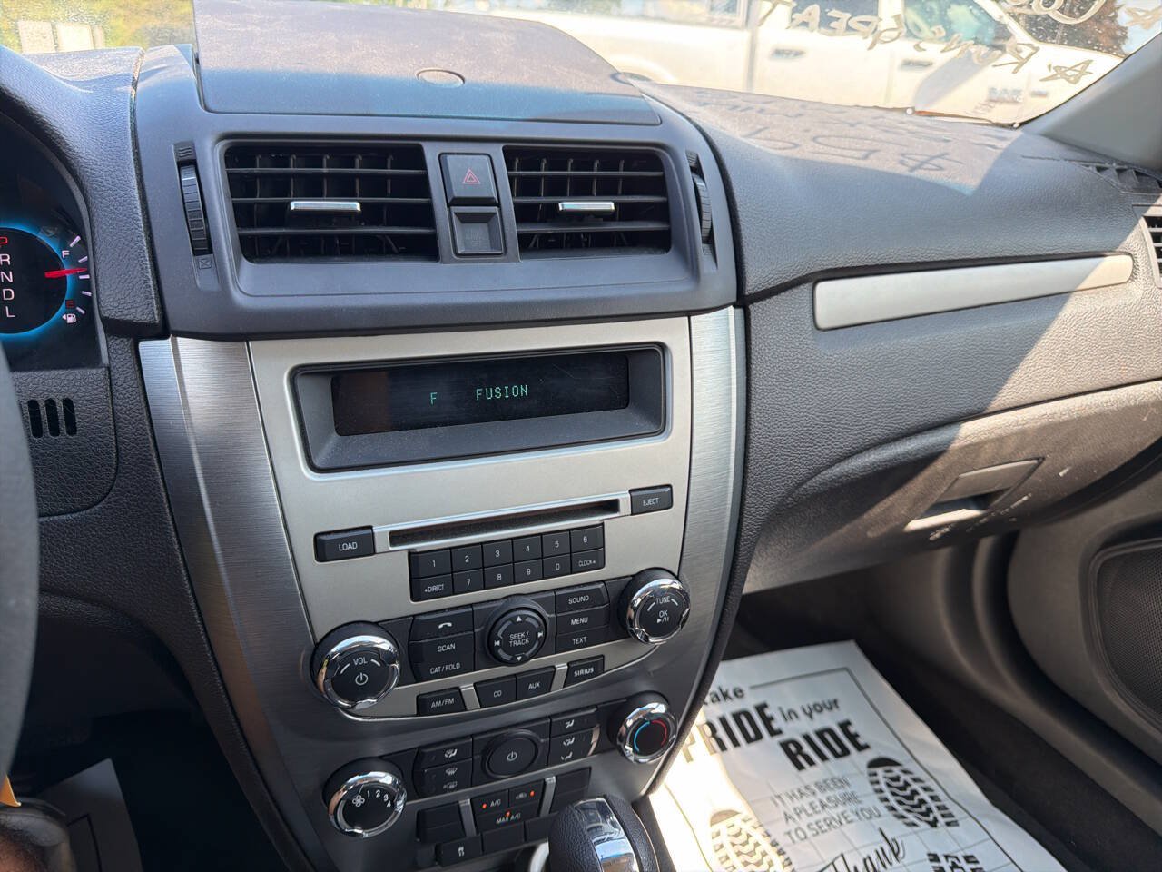 Used 2010 Ford Fusion SE FWD image 9