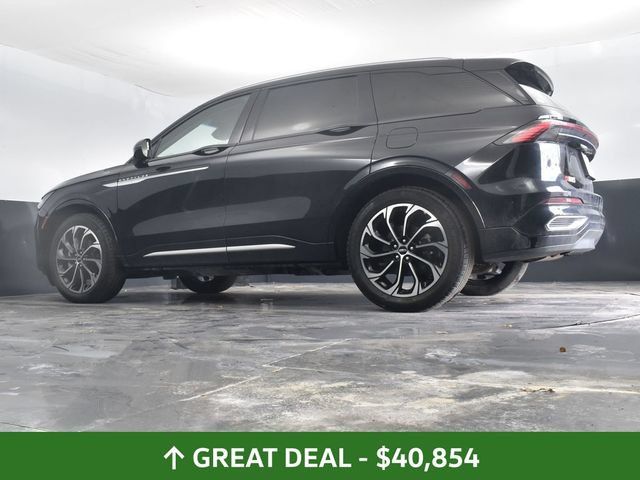 Used 2024 Lincoln Nautilus Reserve AWD/4WD image 44