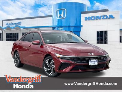Used 2025 Hyundai Elantra Limited