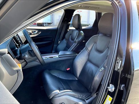 Used 2019 Volvo XC60 T6 Inscription w/ Protection Package Premier AWD/4WD image 24
