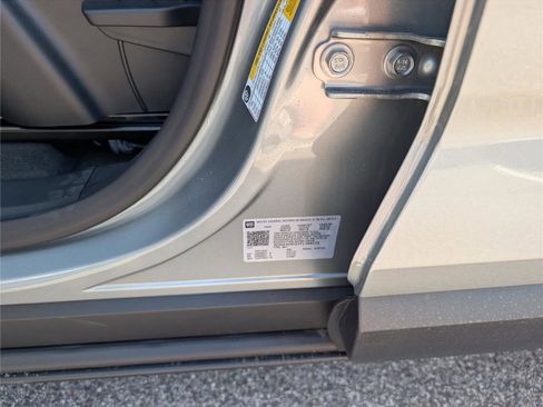 New 2026 Chevrolet Equinox LT w/ Safety and Technology Package FWD image 12