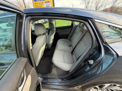 Used 2017 Honda Civic EX image 16