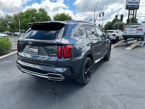 Used 2021 Kia Sorento SX image 8