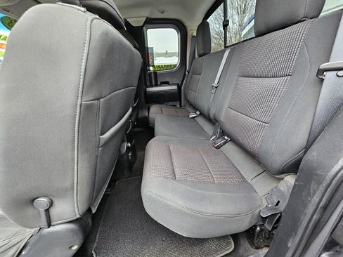 Used 2013 Nissan Titan SV w/ SV Value Truck Pkg image 19