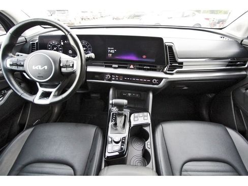 Certified 2023 Kia Sportage SX FWD image 10