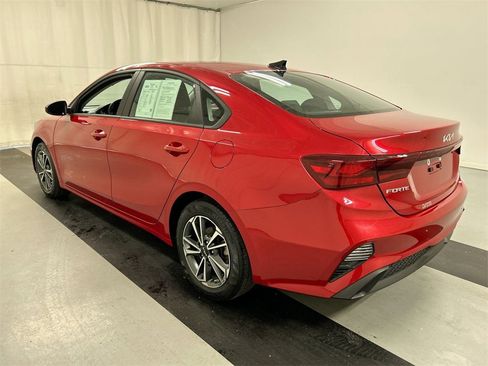 Certified 2023 Kia Forte LXS image 7