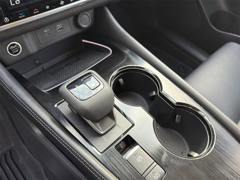 Used 2023 Nissan Rogue Platinum w/ Platinum Premium Package image 13