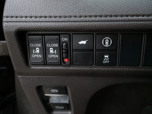 Used 2021 Honda Odyssey EX-L image 26