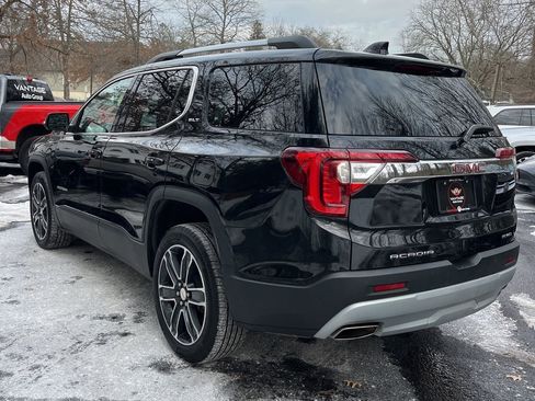 Used 2023 GMC Acadia SLT w/ Technology Package image 4