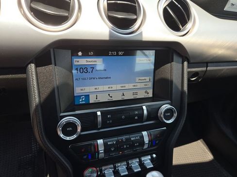 Used 2019 Ford Mustang GT Premium RWD image 13