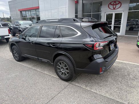 Used 2021 Subaru Outback Onyx Edition XT AWD/4WD image 3