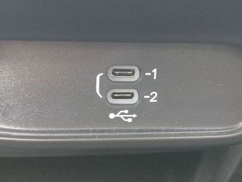 New 2027 Chrysler Pacifica Select FWD image 21