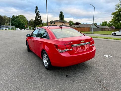 Used 2015 Chevrolet Cruze LT FWD image 6