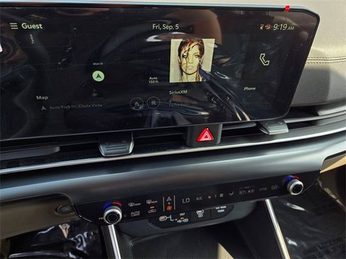 New 2026 Kia Carnival image 9