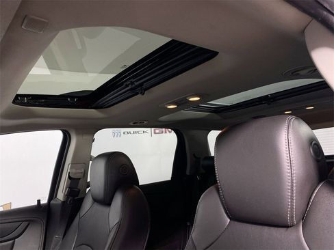 Used 2017 GMC Acadia Limited SLT image 22