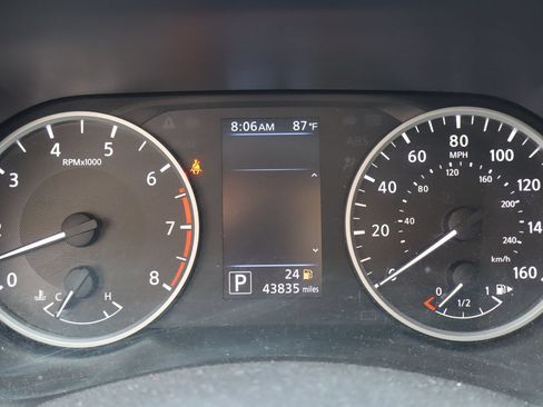 Used 2024 Nissan Sentra S FWD image 8