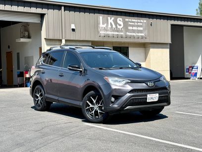Used 2018 Toyota RAV4 SE