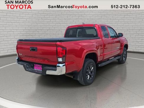 Used 2020 Toyota Tacoma SR5 w/ SR5 Appearance Package (SM) image 5