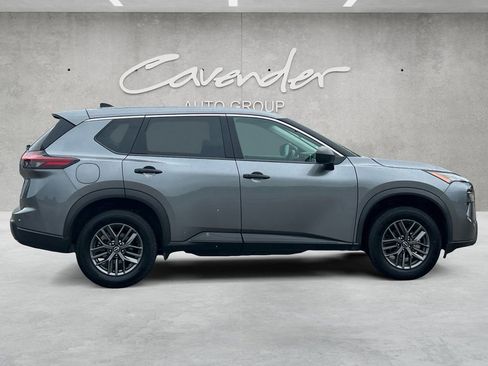 Used 2024 Nissan Rogue S FWD image 17