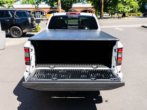 New 2026 Nissan Frontier SV w/ Tow Package AWD/4WD image 8