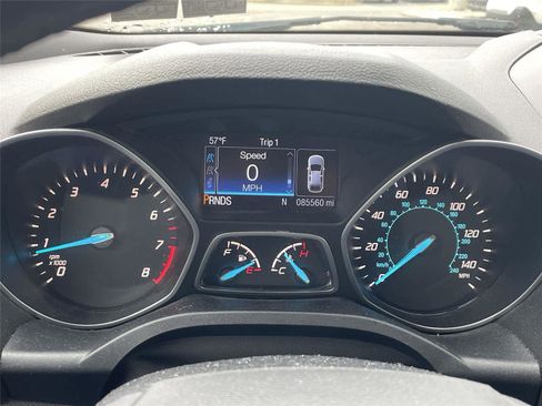 Used 2014 Ford Escape Titanium w/ Equipment Group 401A AWD/4WD image 22