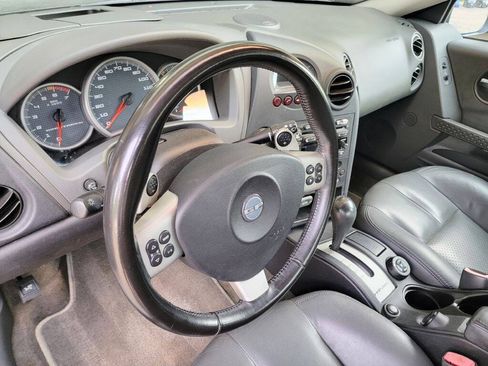 Used 2005 Pontiac Grand Prix GTP w/ Premium Audio Package FWD image 5