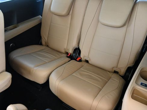 Used 2024 Mercedes-Benz GLS 450 4MATIC image 14