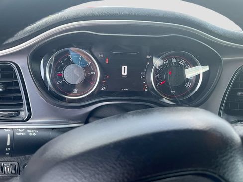 Used 2022 Dodge Challenger GT AWD/4WD image 12