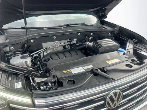 Used 2024 Volkswagen Atlas SEL AWD/4WD image 30