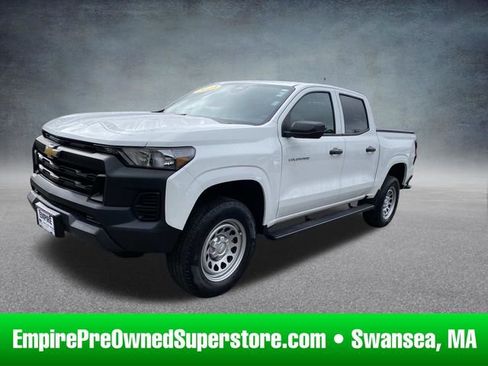 Used 2023 Chevrolet Colorado W/T w/ Advanced Trailering Package RWD image 1