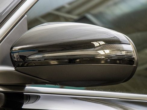 Certified 2022 Mercedes-Benz GLB 250 GLB 250 image 10