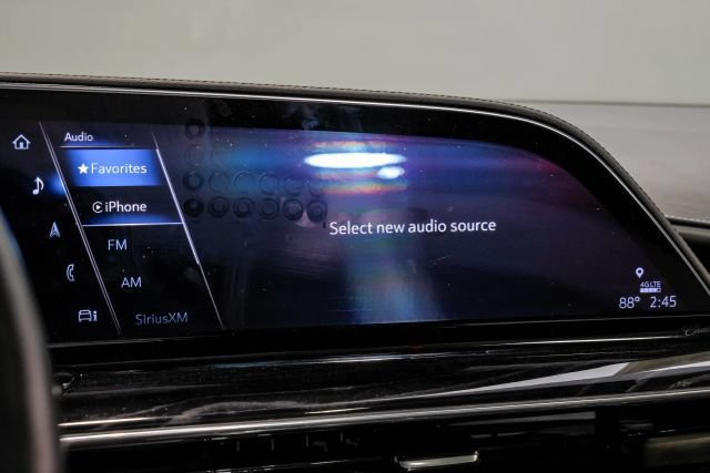 Used 2023 Cadillac Escalade V AWD/4WD image 38