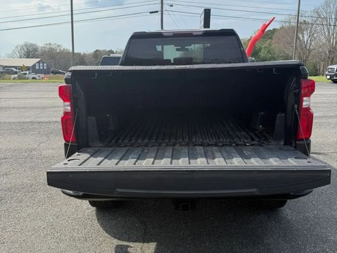 Used 2020 Chevrolet Silverado 1500 Custom w/ Custom Value Package image 40