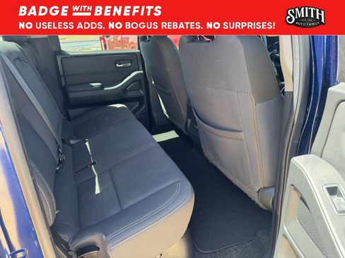 Used 2022 Nissan Frontier SV w/ Technology Package RWD image 28