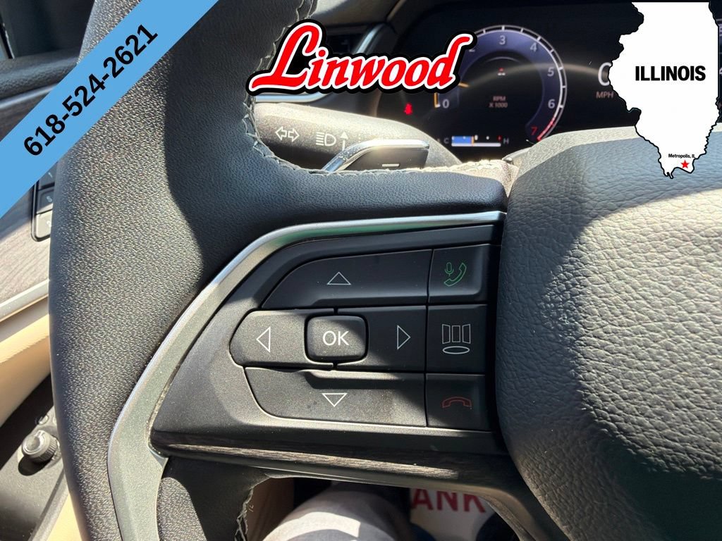 Used 2025 Jeep Grand Cherokee Limited AWD/4WD image 19